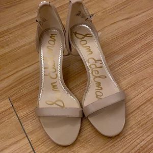 Sam Edelman nude heel